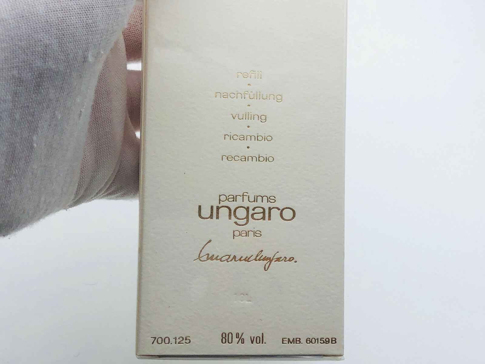 Scatola di ricarica per profumo Diva Ungaro Vintage da Emanuel Ungaro con design elegante e raffinato