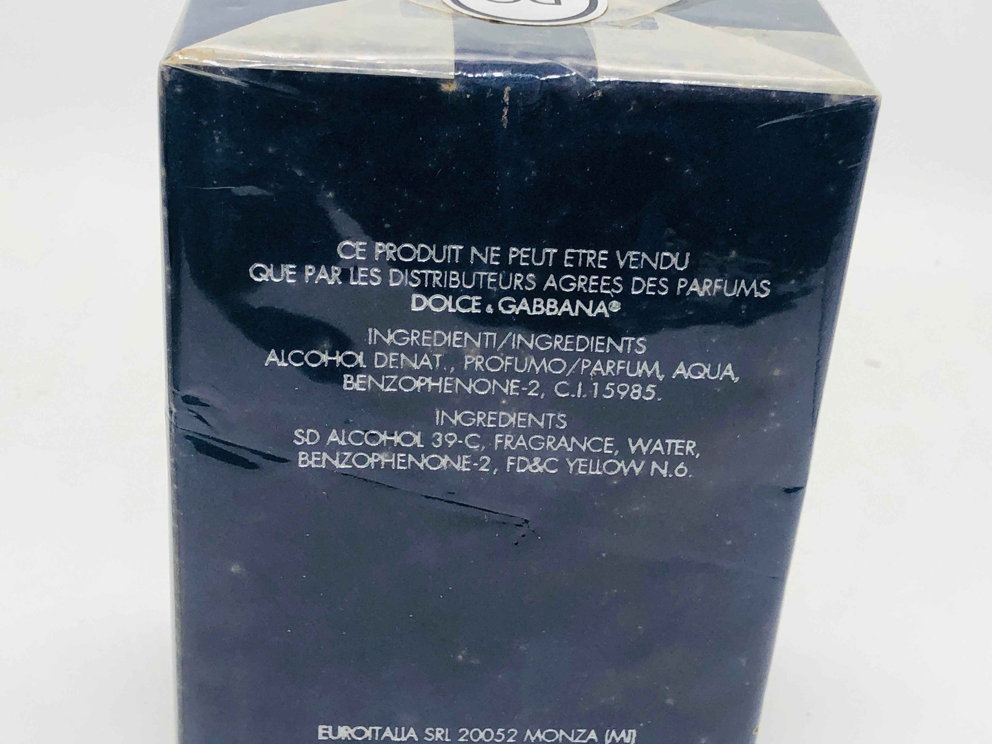 Scatola del profumo Dolce & Gabbana Pour Homme con ingredienti dettagliati sul retro