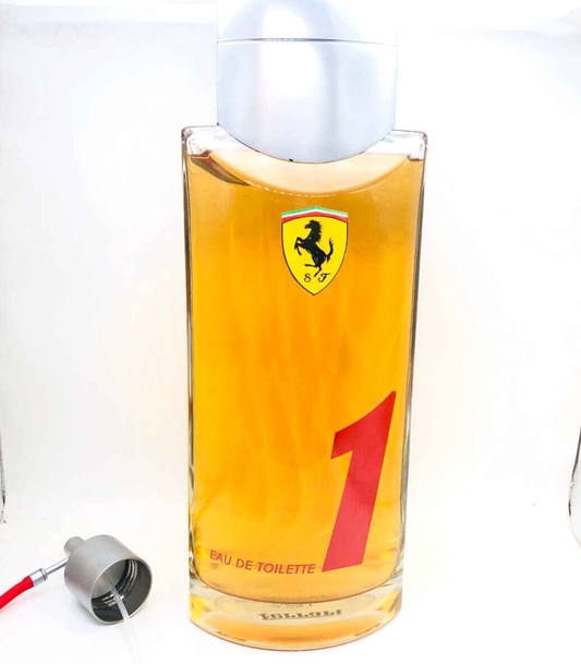 Flacone di Profumo Ferrari N 1 Vintage in vetro trasparente con etichetta rossa e logo Ferrari
