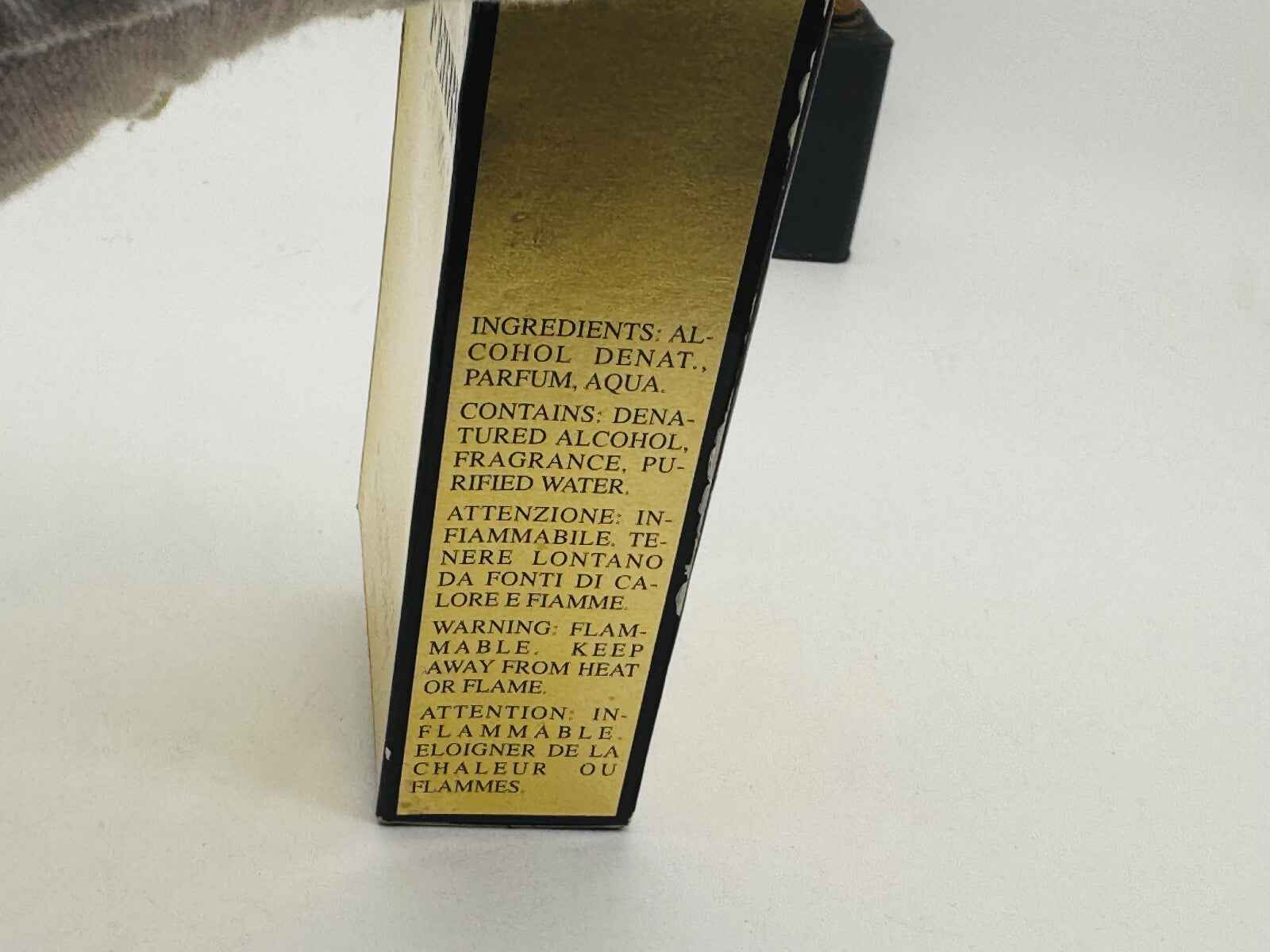 Scatola di profumo Gianfranco Ferre Pour Homme Vintage con ingredienti e avvisi di sicurezza sul lato