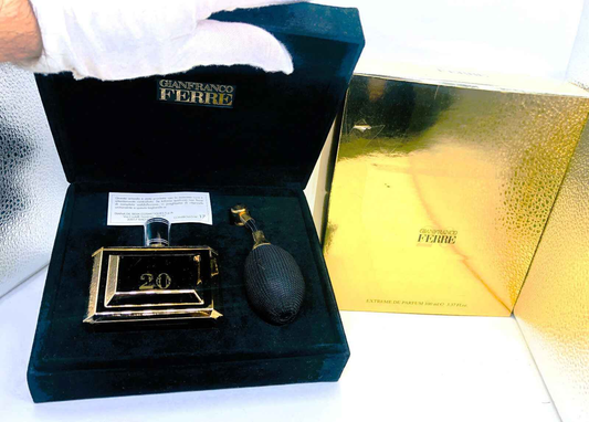 Profumo 20 Woman Ferre Vintage in confezione elegante con flacone e vaporizzatore in oro