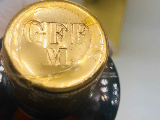 Tappo di profumo Gff Uomo Vintage con incisioni dorate e design elegante