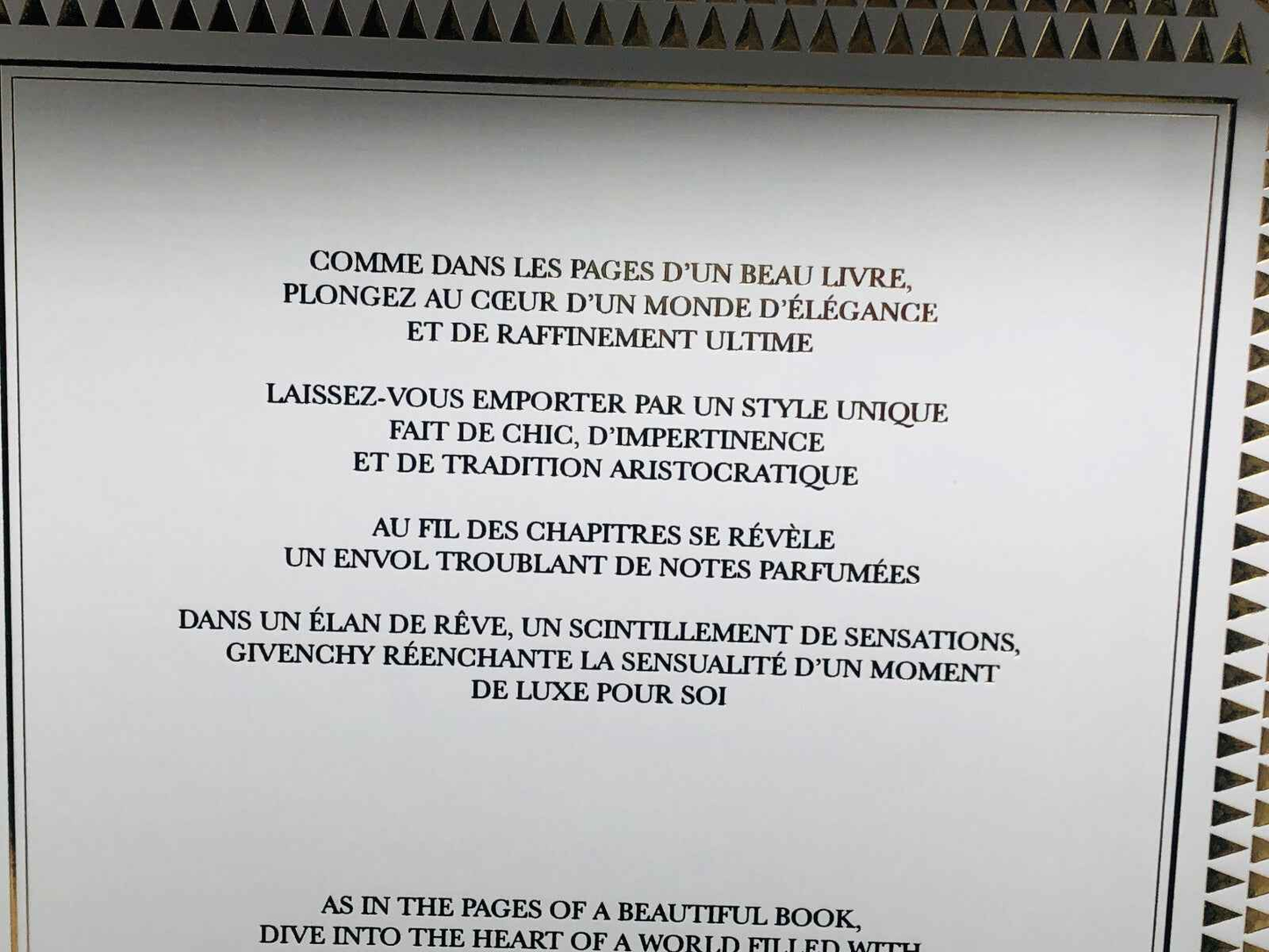 Frase poetica su Givenchy Ange Ou Demon con riferimento all'eleganza e al lusso