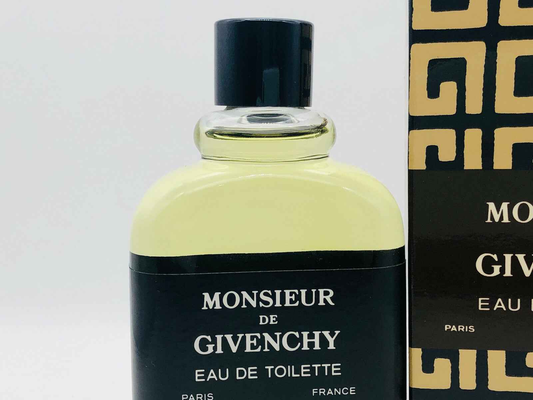 Profumo Givenchy Monsieur Vintage Eau de Toilette in flacone elegante per un tocco di classe