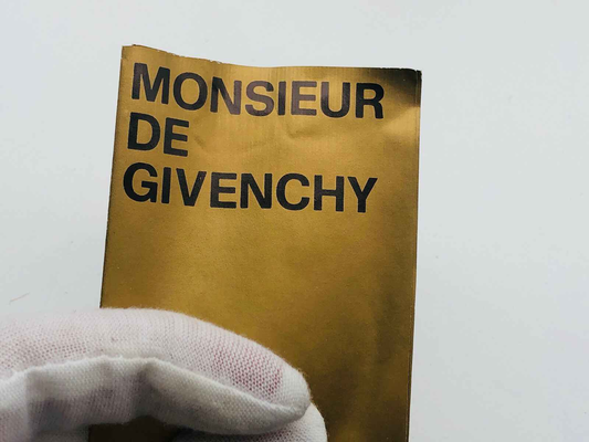 Campioncino di profumo Givenchy Monsieur Vintage con design elegante e raffinato