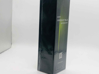 Confezione del profumo Givenchy Very Irresistible For Men con design elegante e moderno