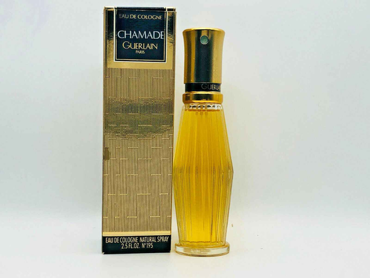 Profumo Guerlain Chamade Vintage in flacone elegante con spray da 75 ml per un tocco di classe