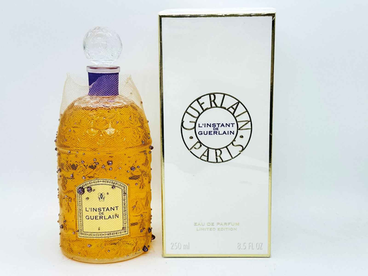 Profumo Guerlain L'Instant Vintage in eleganti confezione con flacone decorato da cristalli