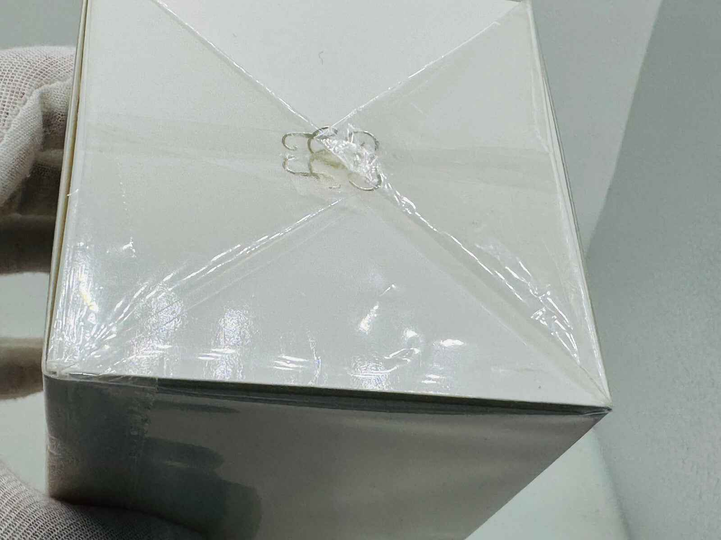 Scatola del Profumo Guerlain L'Instant Vintage con imballaggio originale intatto e sigillo di garanzia