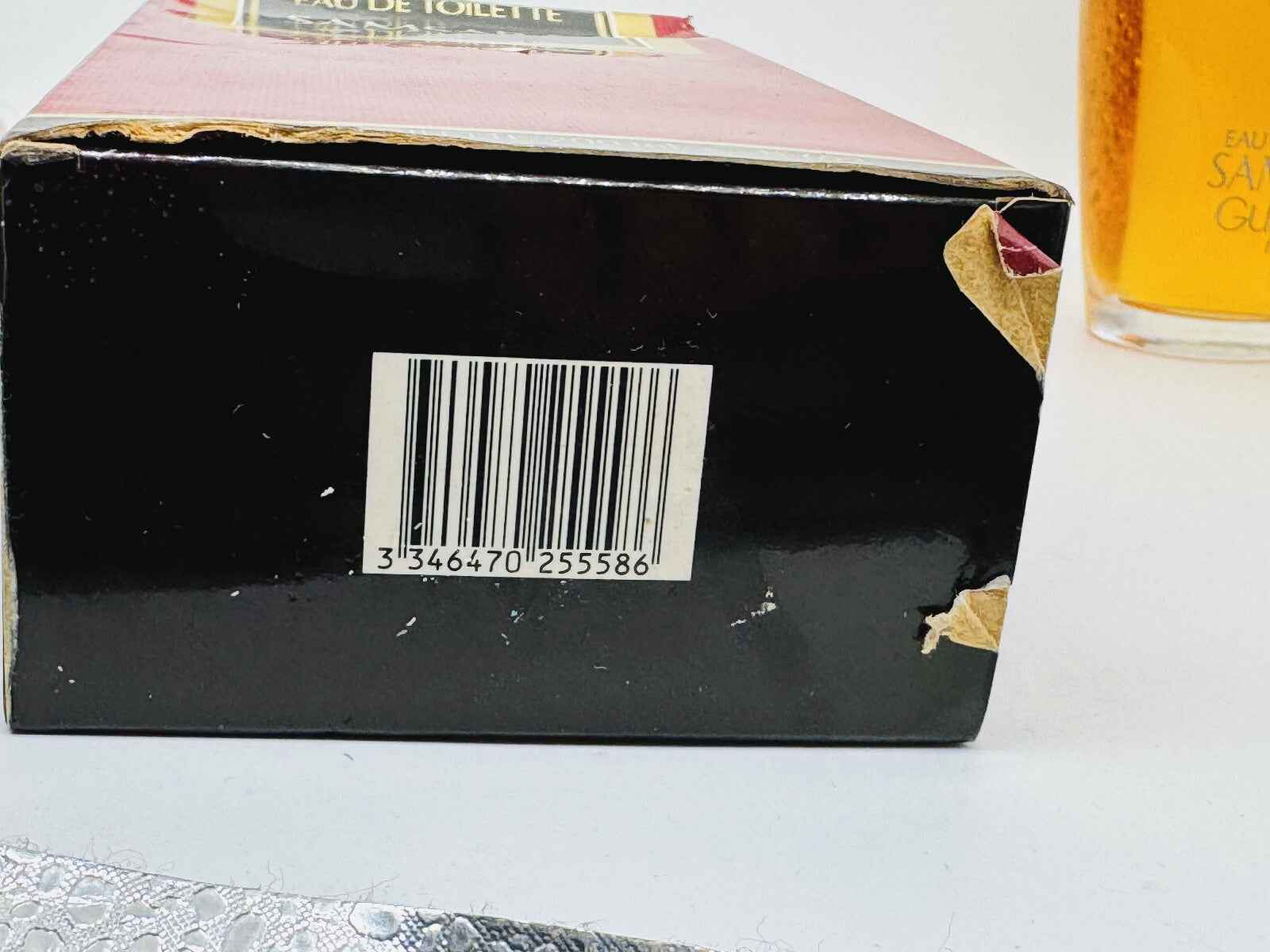 Confezione di profumo Guerlain Samsara Vintage con etichetta e codice a barre visibile