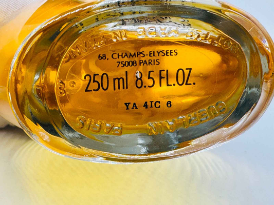 Bottiglia di profumo Guerlain Shalimar Vintage da 250 ml con design elegante e classico