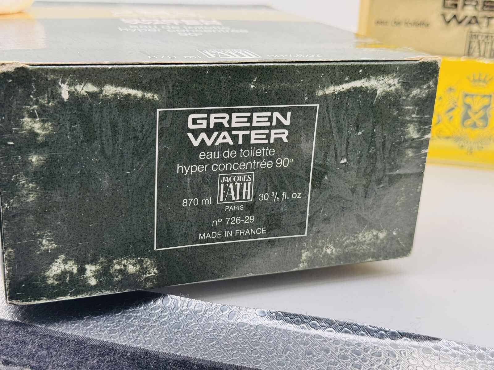 Scatola del profumo Jacques Fath Green Water da 870 ml con design elegante e dettagli informativi