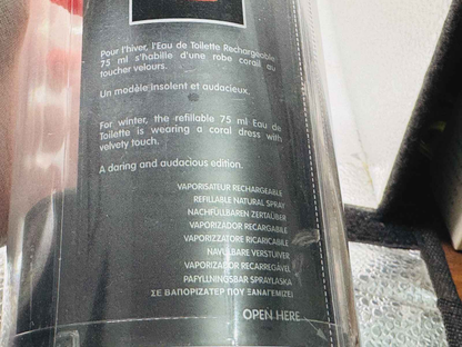 Flacone di Jean Paul Gaultier Classique Corset Eau de Toilette ricaricabile da 75 ml con design audace