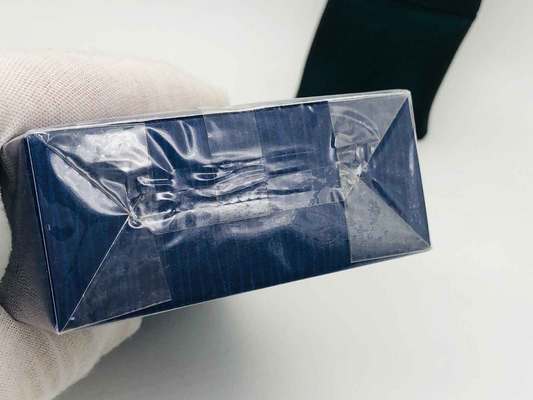 Scatola di Kenzo Pour Homme Vintage, avvolta in plastica trasparente per la protezione del prodotto