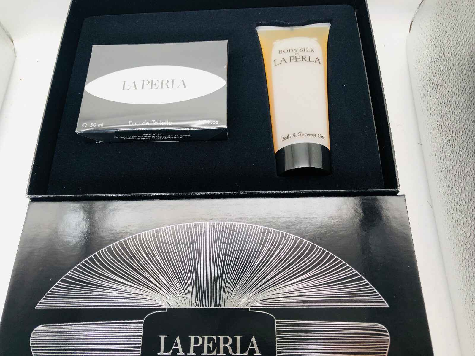Set regalo La Perla con fragrante Eau de Toilette e gel doccia Body Silk Vintage