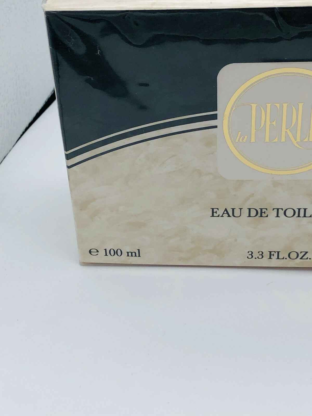 Scatola di profumo La Perla Vintage Eau de Toilette da 100 ml con design elegante