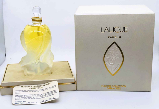 Profumo Lalique Les Elfes in un elegante flacone con scatola e certificato di autenticità