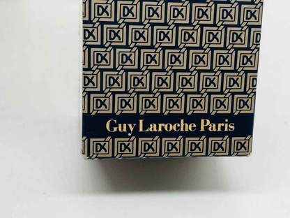 Scatola del profumo Laroche Drakkar Vintage di Guy Laroche con logo DK in stile elegante