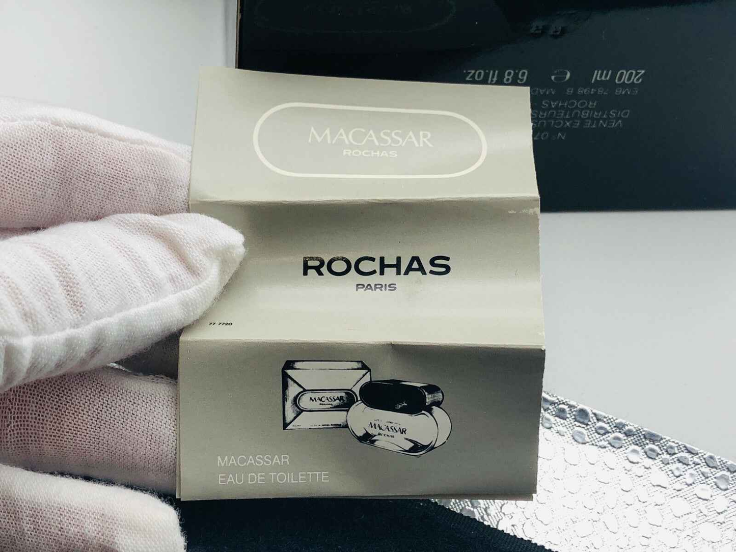 Scatola di profumo Macassar Rochas Vintage in edizione limitata, presentata elegantemente
