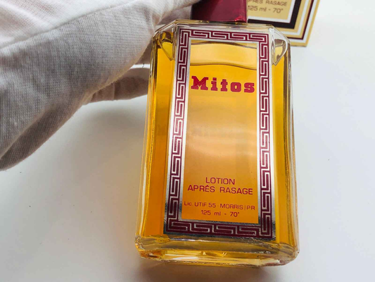 Flacone di Mitos Napoleon Vintage Lozione Dopo Barba da 125 ml con design classico