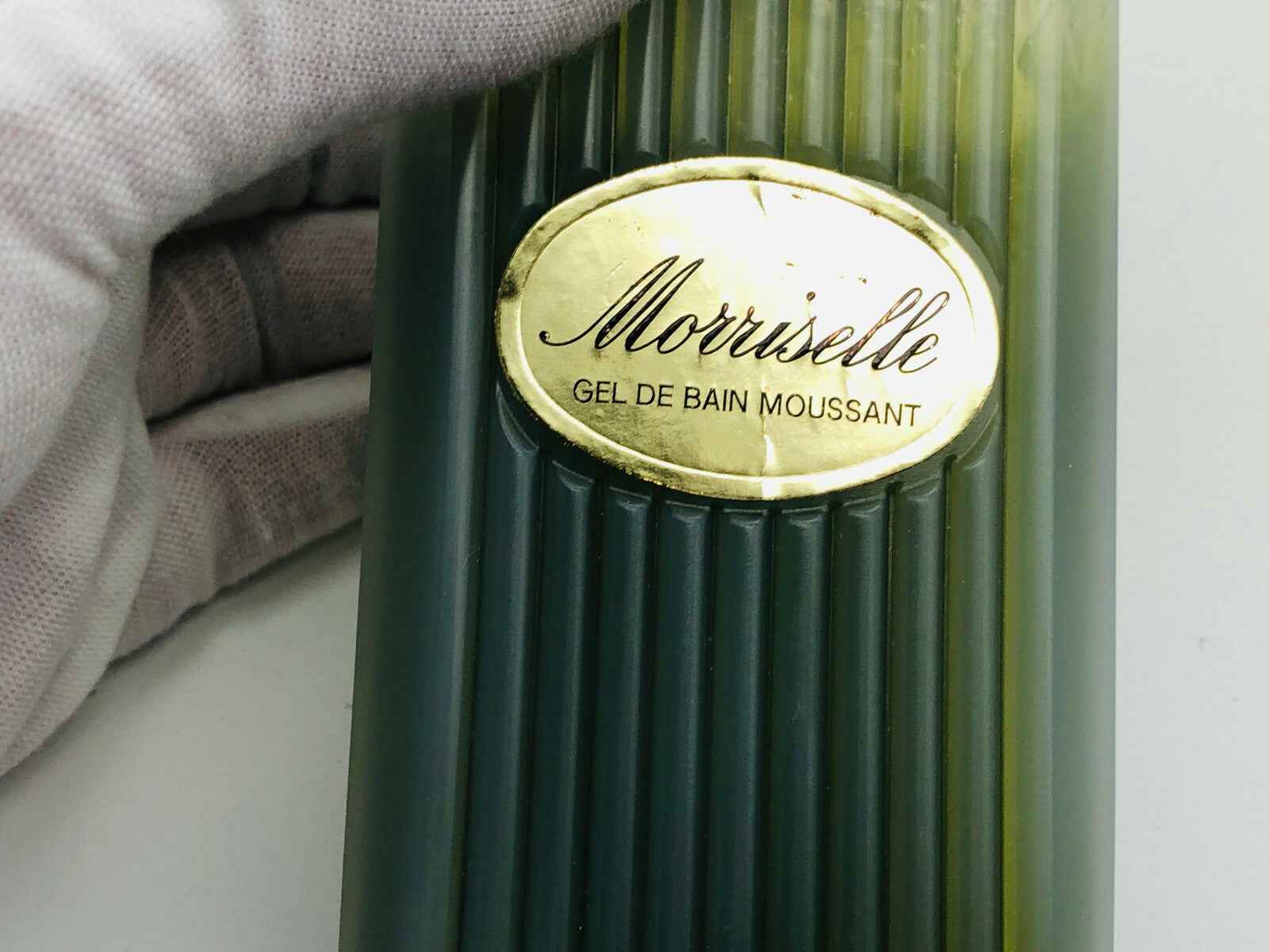 Gel da bagno mousse Morriselle Morris Vintage con etichetta dorata e design elegante
