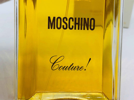 Flacone di profumo Moschino Couture Vintage con etichetta elegante e design distintivo