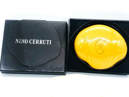 Nino Cerruti Uomo Vintage confezione con cera per capelli gialla in scatola elegante