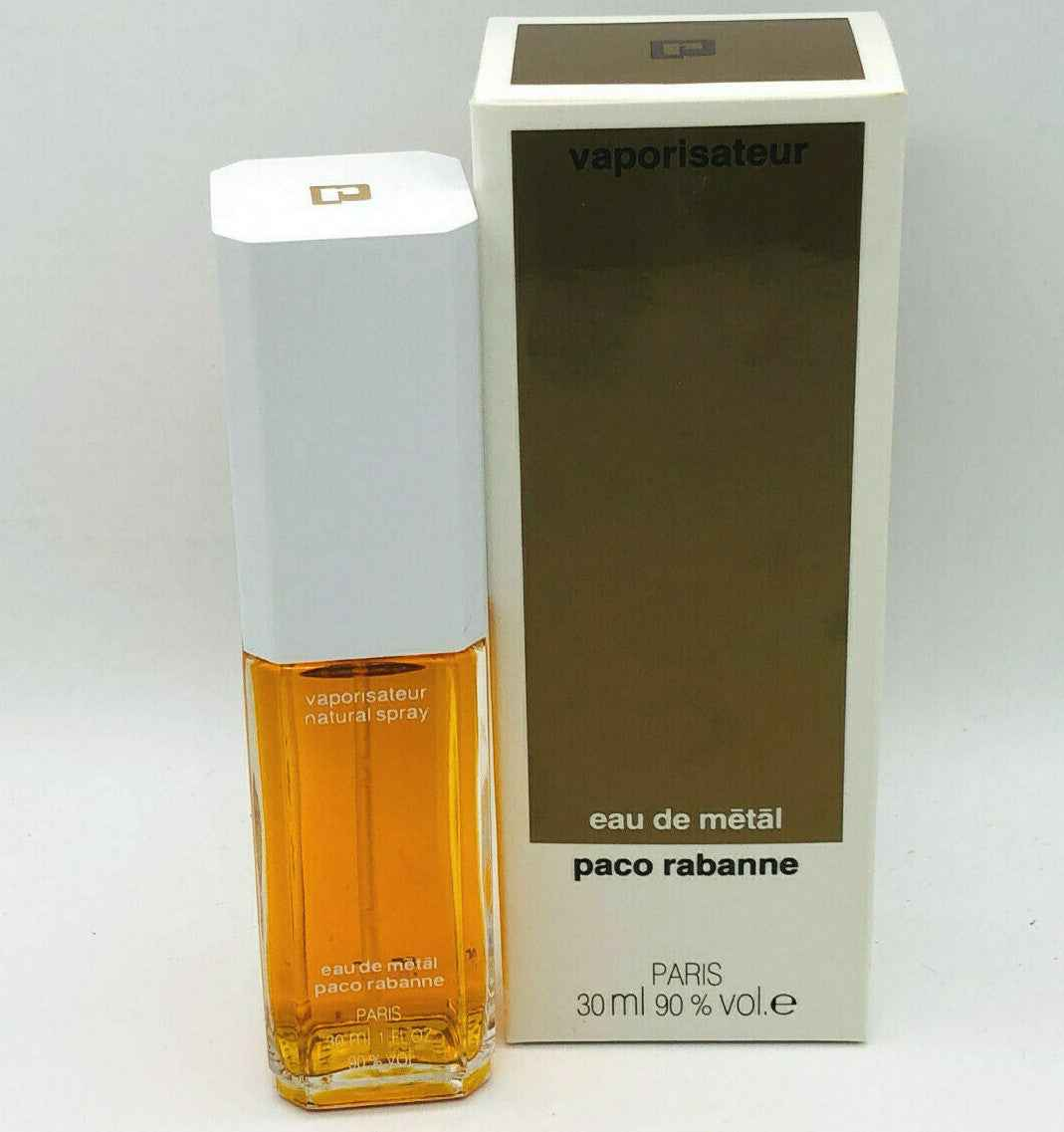 Profumo Paco Rabanne Eau De Metal in flacone da 30 ml con spray naturale e confezione elegante