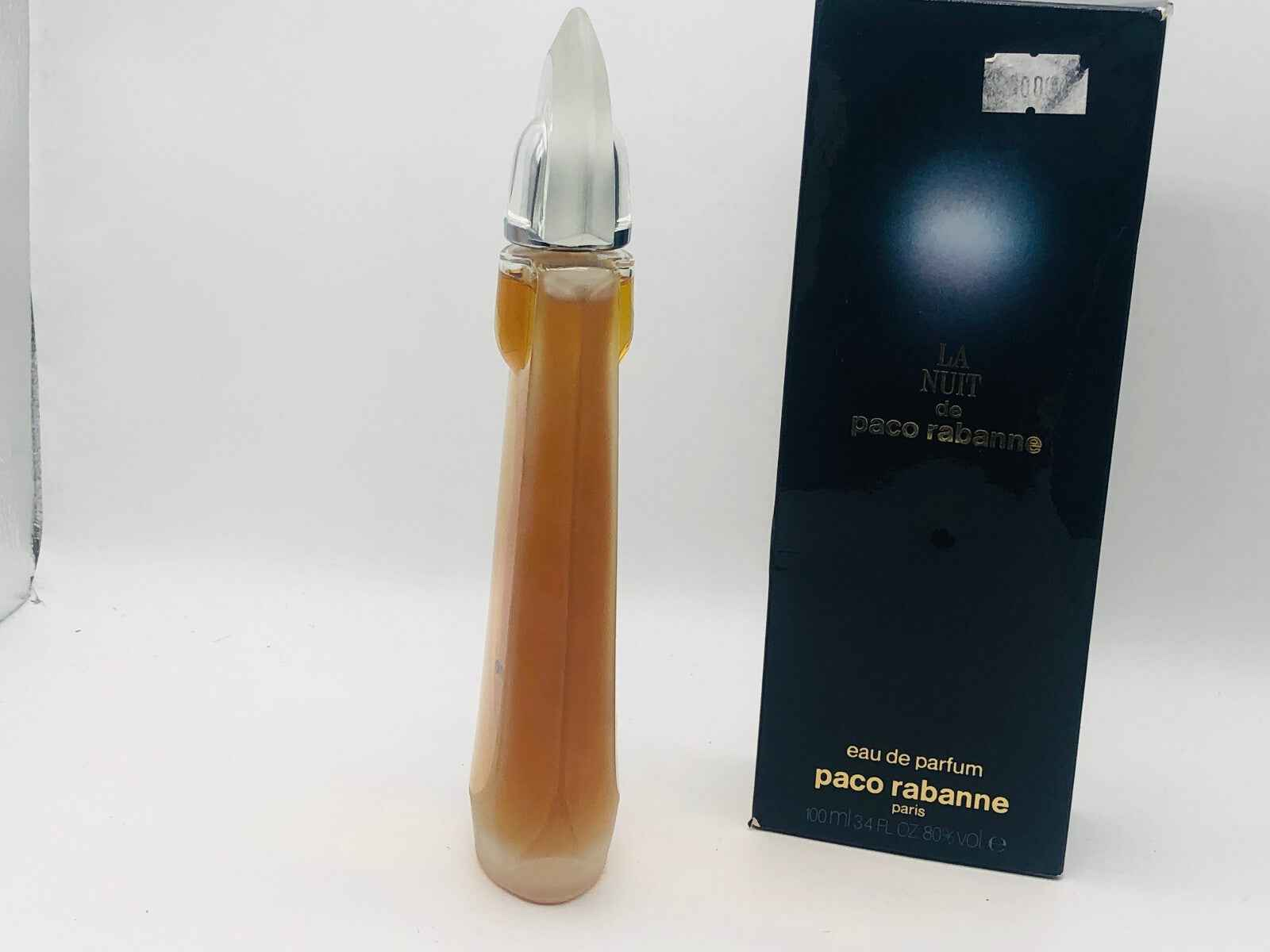 Flacone di profumo Paco Rabanne La Nuit Vintage con design elegante e scatola originale