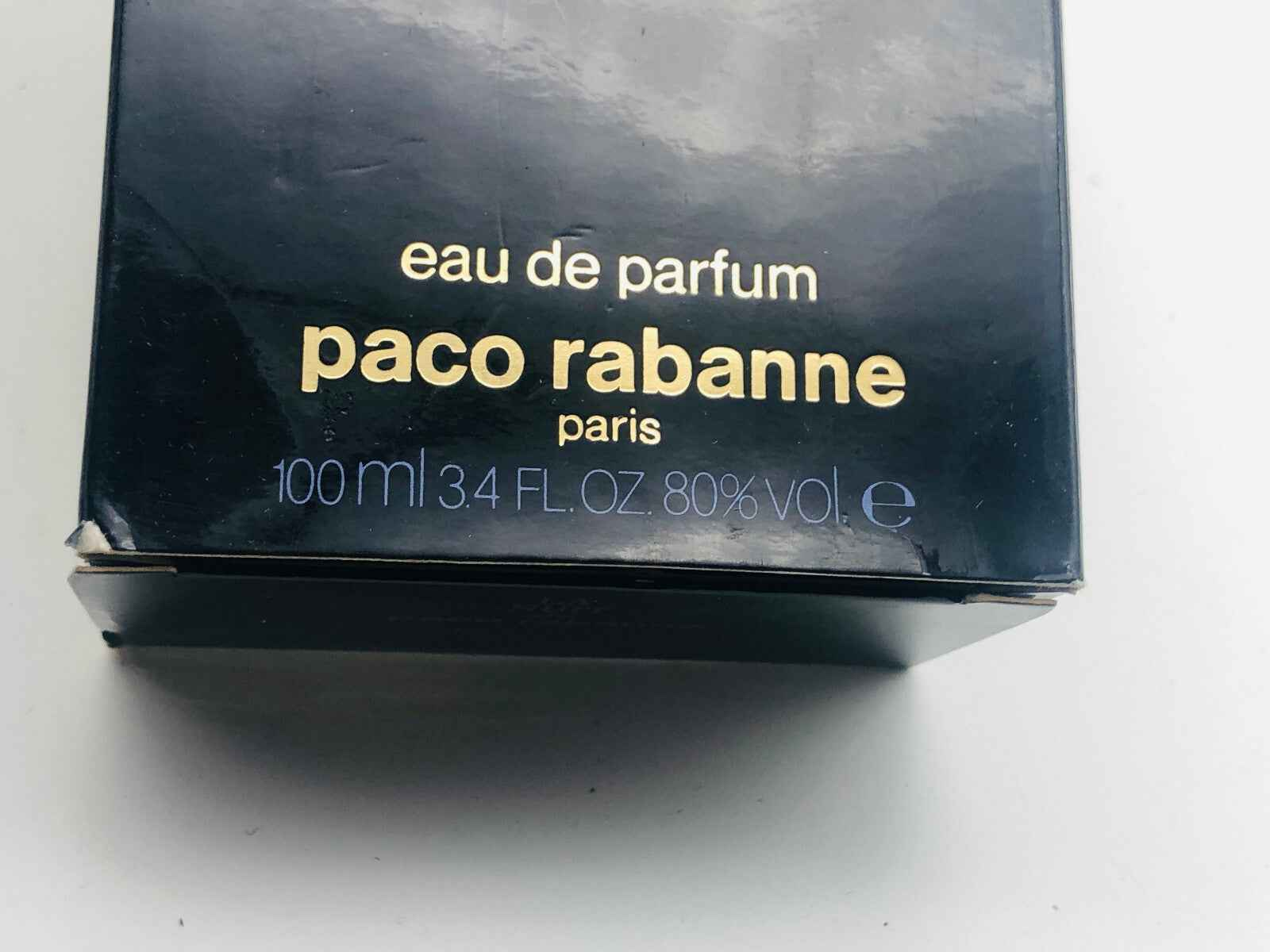 Scatola di profumo Paco Rabanne La Nuit Vintage da 100 ml con elegante design nero
