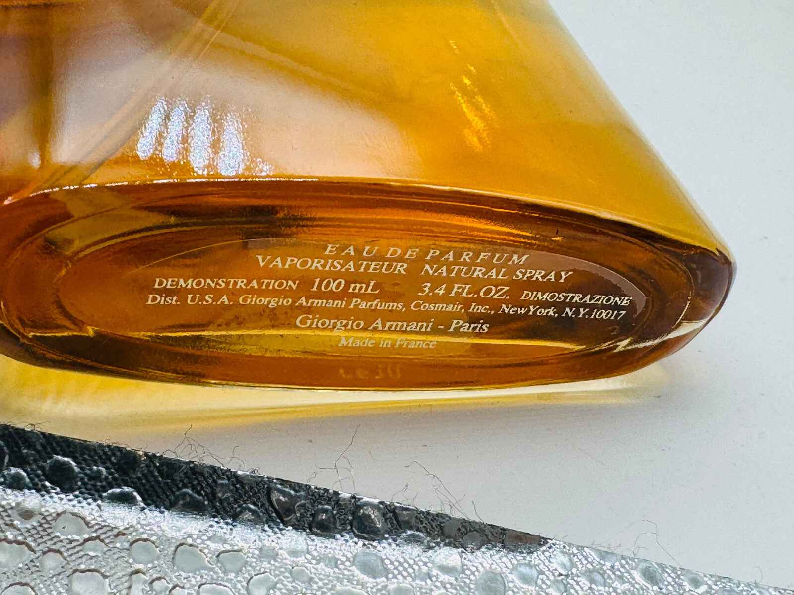 Flacone di profumo Armani Gio Vintage da 100ml in spray naturale, elegante e raffinato