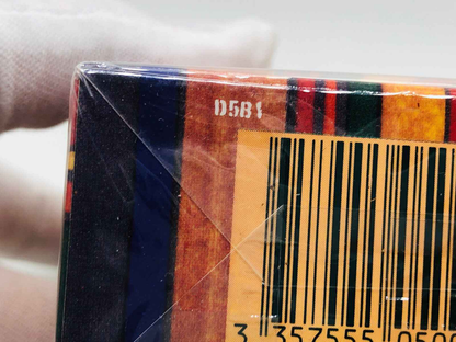 Scatola del profumo Daniel Hechter Caractere con codice a barre e dettagli colorati