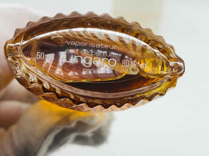 Flacone di Profumo Diva Ungaro Vintage in vetro con forma ovale e tonalità dorata