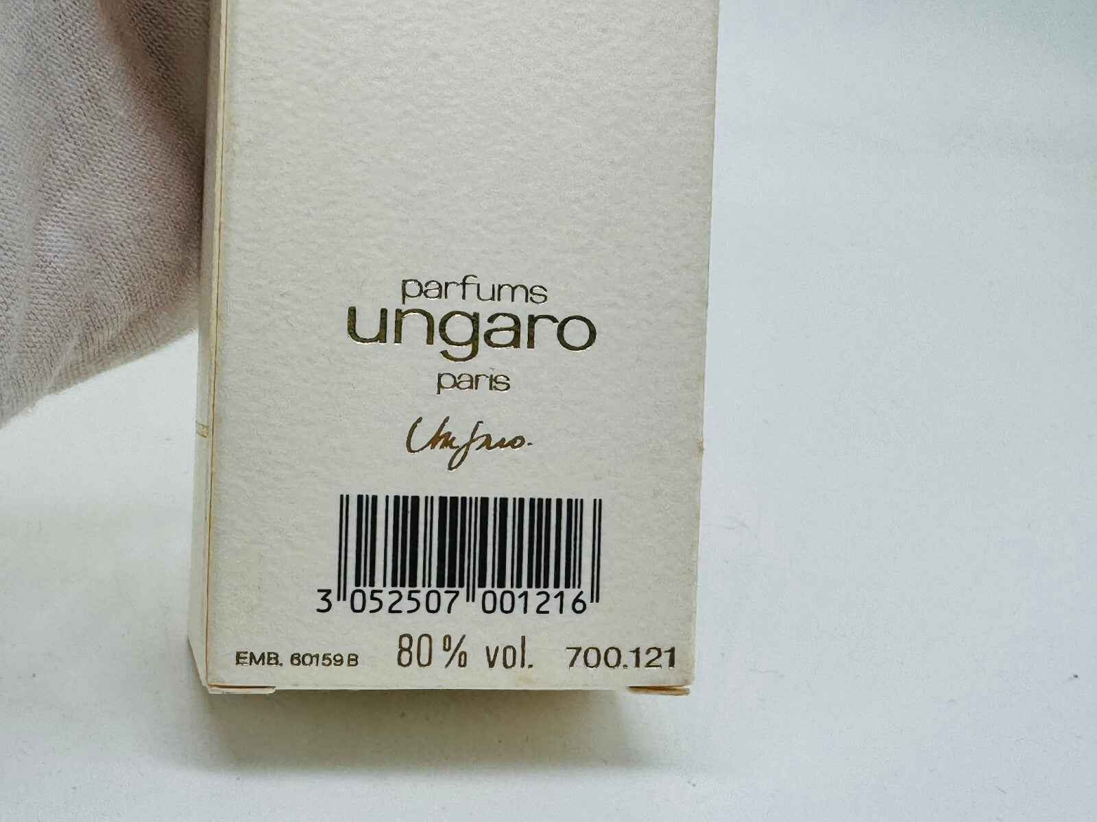 Scatola del profumo Diva Ungaro Vintage con etichetta dettagliata e codice a barre