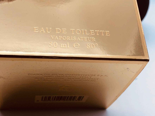 Confezione del profumo Ferre By Ferre Vintage da 50 ml, elegante e raffinata, con dettagli dorati