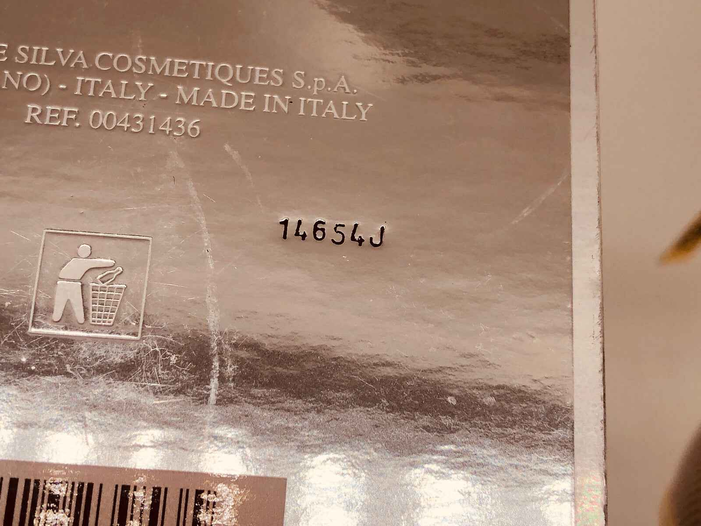 Profumo Ferre Vintage con confezione elegante e dettagli raffinati per un aroma unico