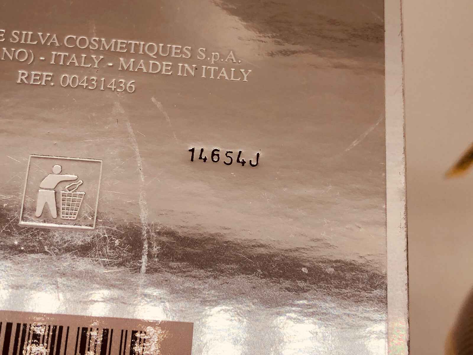 Profumo Ferre Vintage con confezione elegante e dettagli raffinati per un aroma unico
