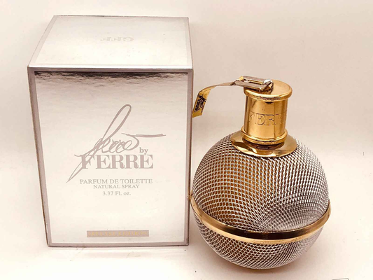 Profumo Ferre Vintage in flacone elegante con design a rete e spray naturale da 100 ml
