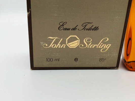 Scatola di profumo John Sterling 100 ml Eau de Toilette con design elegante e classico