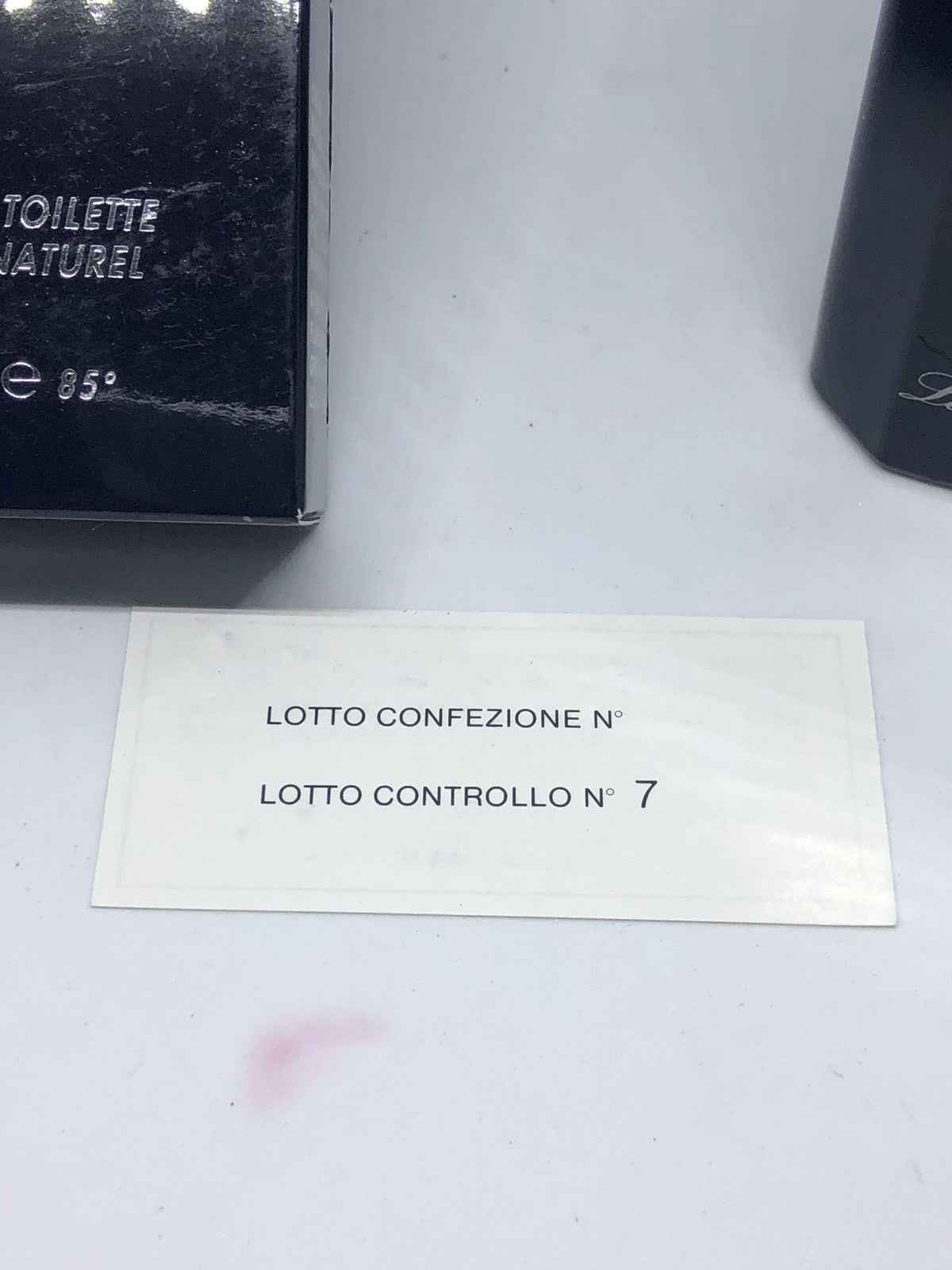 Profumo Les Copains Vintage in elegante confezione con lotto di controllo e dettagli per collezionisti