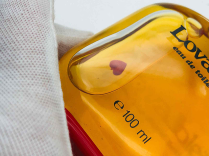 Flacone di Profumo Lovable Vintage da 100 ml con design elegante e dettagli romantici