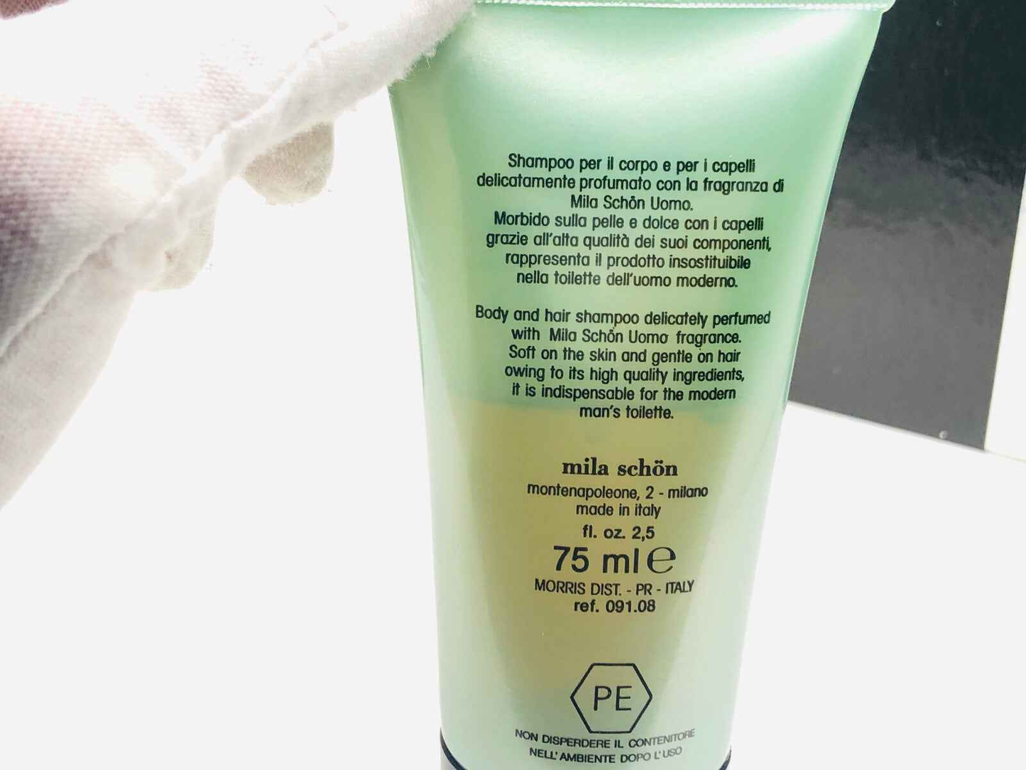 Shampoo corpo e capelli profumato con fragranza di Profumo Mila Schon Uomo in formato da 75 ml