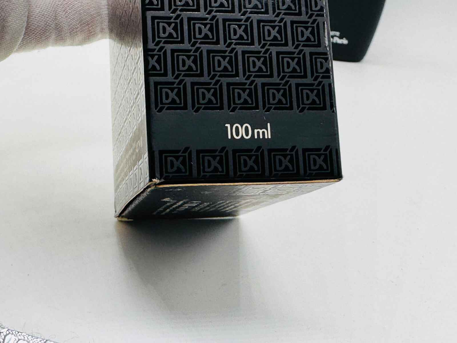 Scatola del Profumo Vintage Drakkar Noir da 100 ml con logo Guy Laroche