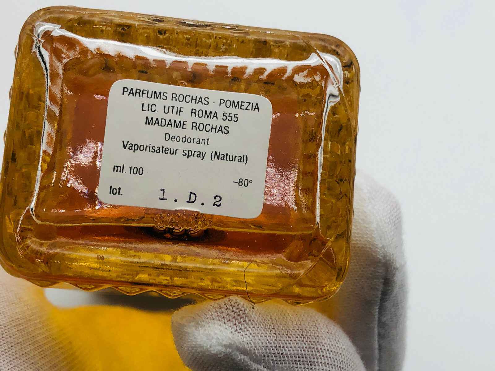 Deodorante Rochas Madame Vintage in confezione gialla con spruzzatore naturale da 100 ml
