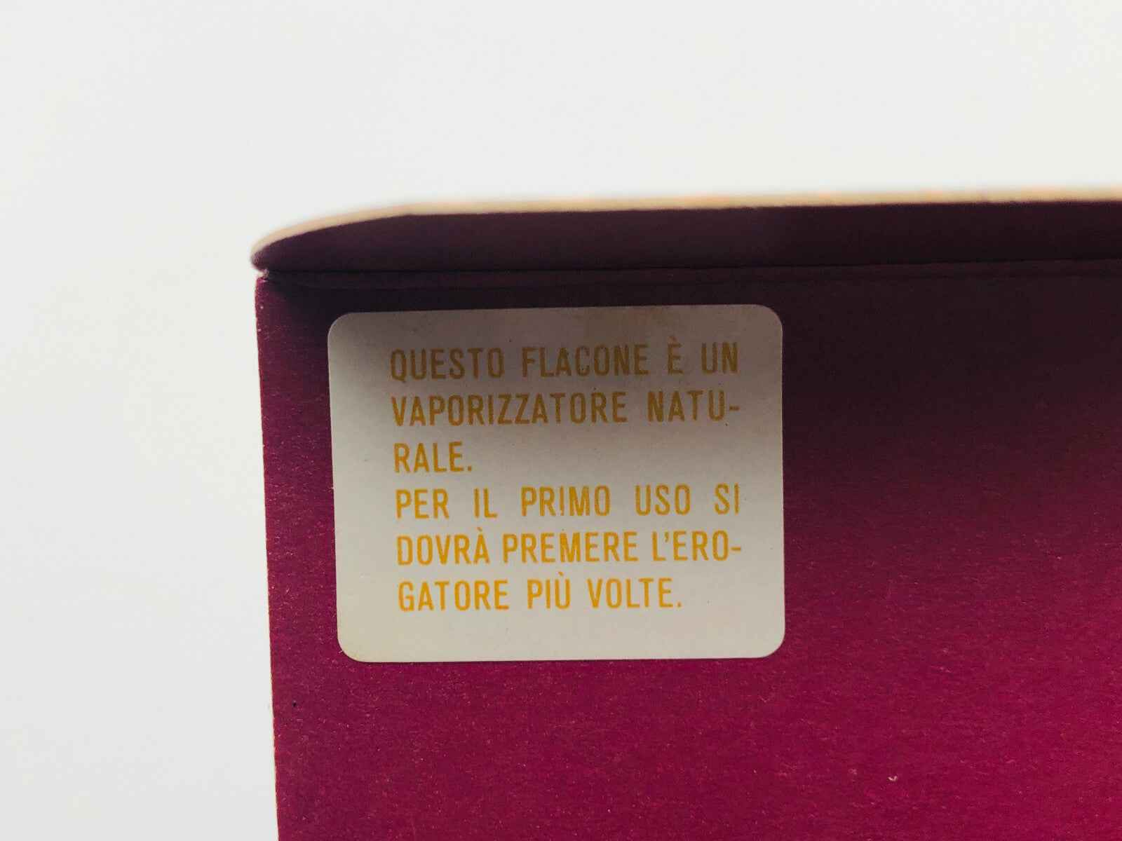 Scatola di Rochas Monsieur Pour Homme con istruzioni per l'uso del flacone vaporizzatore
