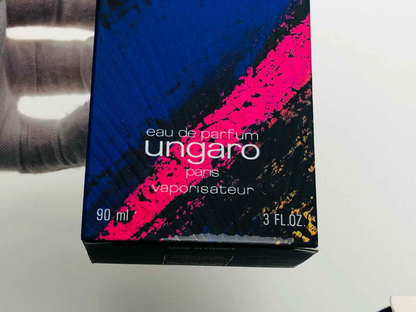 Profumo Senso Ungaro in confezione da 90 ml con design vivace e accattivante