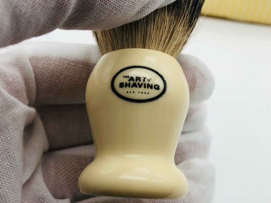 Pennello Tasso Silvertip con manico in resina per una rasatura perfetta di The Art Of Shaving