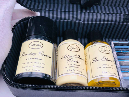 Travel Kit The Art Of Shaving con crema da barba, balsamo e olio pre-barba in confezione elegante