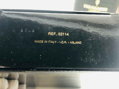 Scatola di profumo Trussardi Uomo Vintage con dettagli in oro e Made in Italy