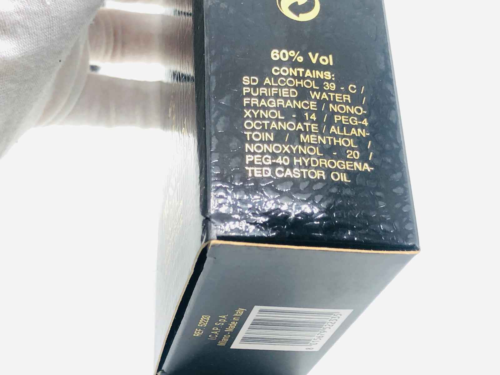 Scatola di profumo Trussardi Uomo Vintage con dettagli degli ingredienti sul lato